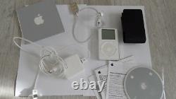Apple Ipod Classic 2nd Génération Blanc (10GB) Complet Actif de Collection Rare
