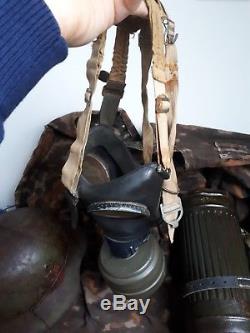 Boîtier de masque à gaz allemand Luftwaffe complet, numéroté avec housse A. T Gaz