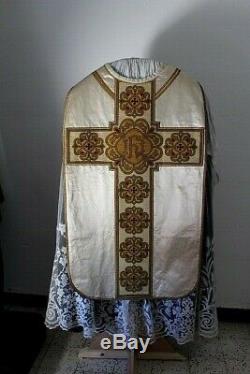 Chasuble de prêtre Romaine blanche complète en satin de soie XIXe Siècle