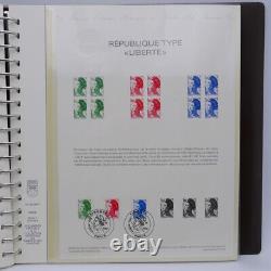 Collection documents premier jour de timbres de France 1982-1983 complet