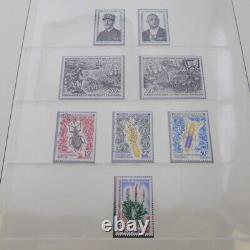 Collection timbres de T. A. A. F. 1948-2003 complet neuf en 2 albums