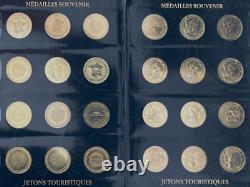 DISNEYLAND-Monnaie de Paris-Collection complète-250 pièces différentes classées