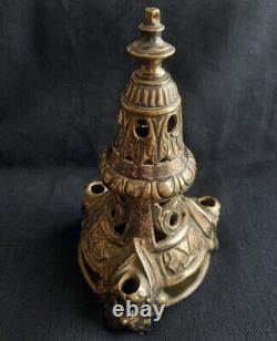 Encensoir, objet religieux de culte ancien, en laiton argenté XIXè à compléter
