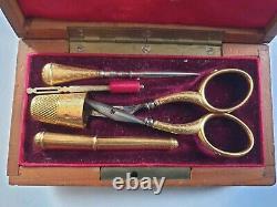 NECESSAIRE DE COUTURE ANCIEN EN OR 18 CARATS FIN XIXeS COMPLET 5 ELEMENTS SEWING