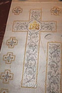 ORFROI COMPLET DE CHASUBLE ROMAINE A BRODER XIXe SIECLE