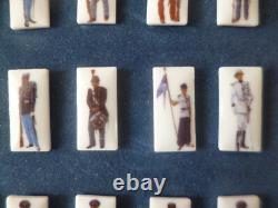 RARE cadre collection complète PIN's GENDARMERIE des origines en porcelaine