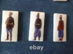 RARE cadre collection complète PIN's GENDARMERIE des origines en porcelaine