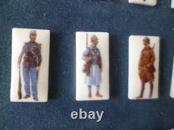 RARE cadre collection complète PIN's GENDARMERIE des origines en porcelaine