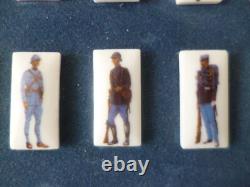 RARE cadre collection complète PIN's GENDARMERIE des origines en porcelaine
