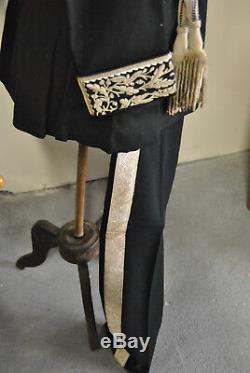 Rare tenue complète de Préfet, date de 1920, avec provenance, superbe état